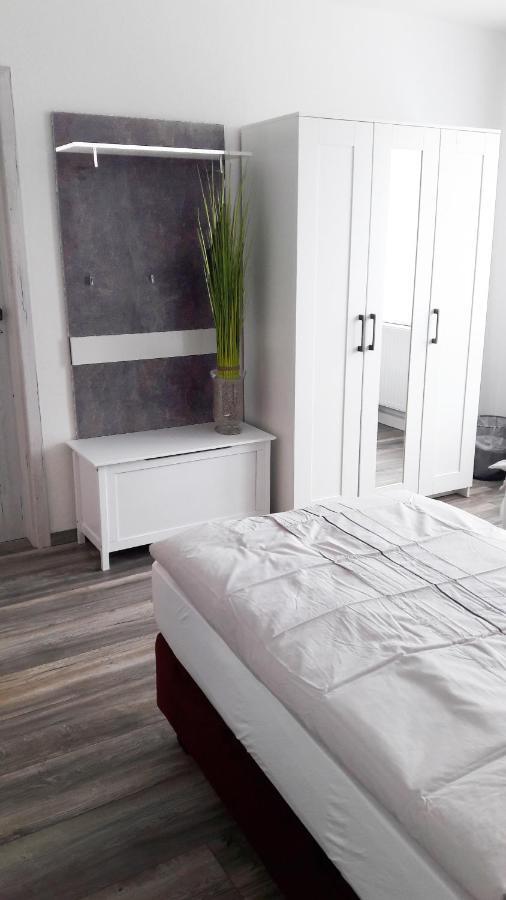 Moderne Ferienwohnung Am Wesertor カッセル エクステリア 写真